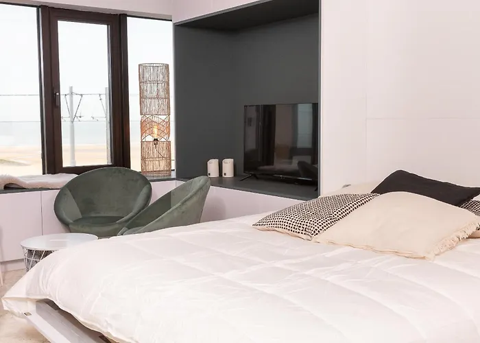 Apartment Met Zeezicht