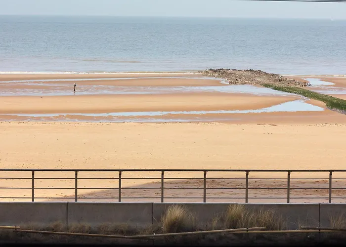 Apartment Met Zeezicht